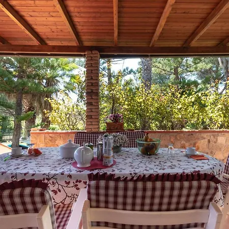 Neverland Cala Sinzias Villa *